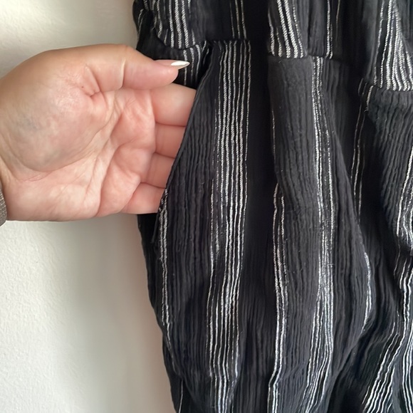 Black jumpsuit with pin stripes - Picture 4 of 4